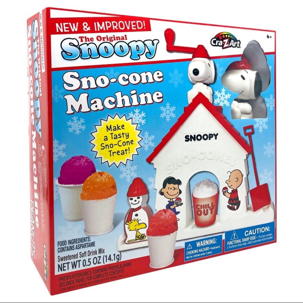 NWT Snoopy Snow Cone Machine - Peanuts Charlie Brown- Shaved Ice